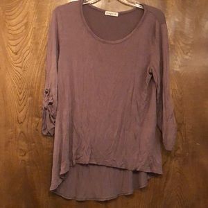 Set of two thin gathered sleeve blouse